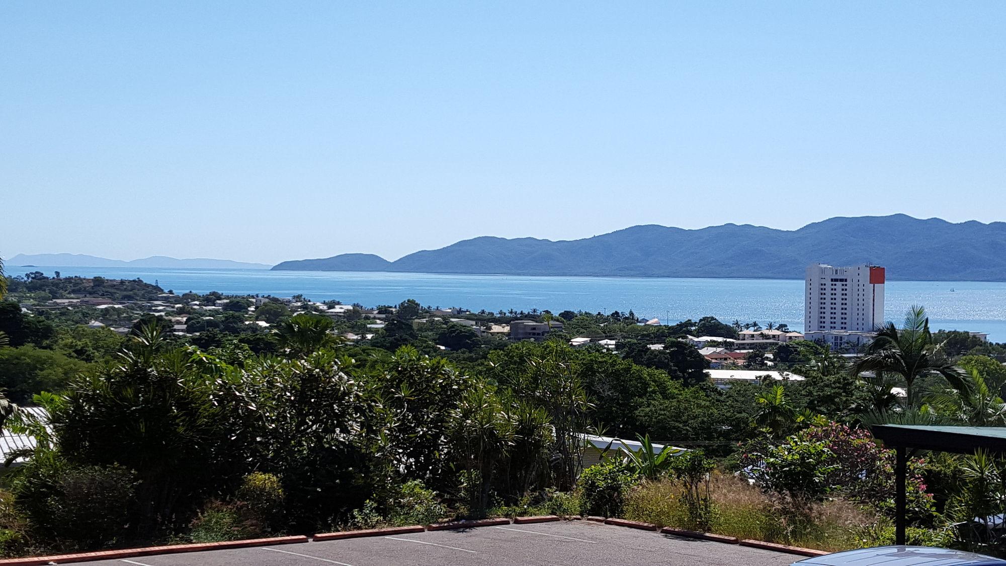 Island View Motel 汤斯维尔 外观 照片